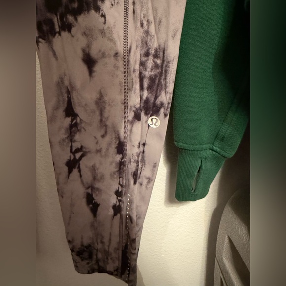 Lululemon Fast and Free Tight II 25" - Picture 2 of 4